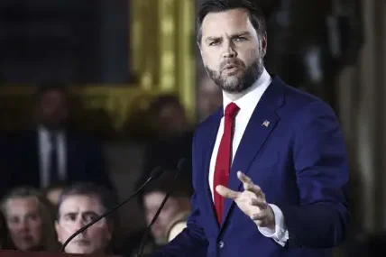 Ванс: Има напредък в преговорите с Иран