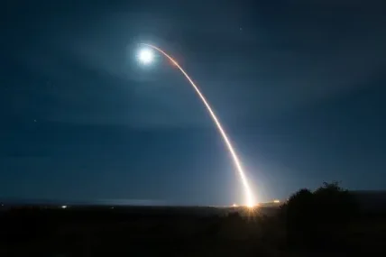 Войната срещу дрогата! Пентагонът свали с лазер три дрона на мексикански наркокартели до границата
