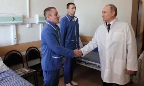 Володимир Зеленски: Путин обмисля затваряне на границите и как да заблуди народа си