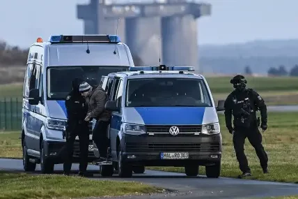 Германската полиция задържа двама иракчани, заподозрени за връзка с „Ислямска държава“