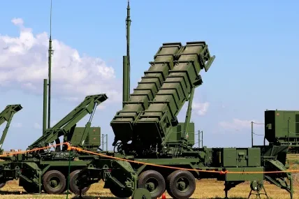 Гръцки военнослужещи прехванаха рояк дронове над Саудитска Арабия