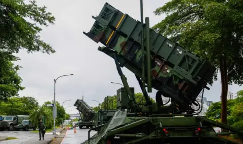 Дронове летят над ремонтната база на Patriot в Германия