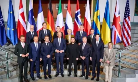 ЕС готви нови санкции срещу Русия, украинците напускат Полша