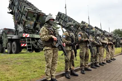 Зеленски: Украйна свали само една от 27-те руски балистични ракети по време на мащабната атака