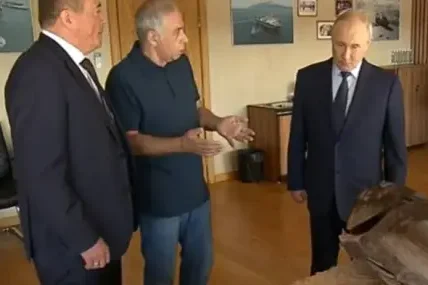 Историческо: Путин за първи път стъпи на оспорваните Курили