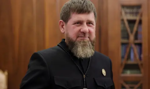 Кадиров изпраща нова група доброволци от Грозни на фронта