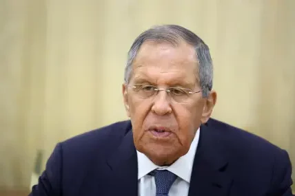 Лавров: Русия има основание да възприема Великобритания като страна в конфликта в Украйна