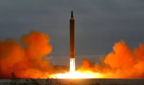 ОАЕ засече две балистични ракети, изстреляни от Иран