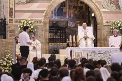 Папа Лъв XIV: Християните трябва да се противопоставят на фундаментализма и да бъдат творци на мира
