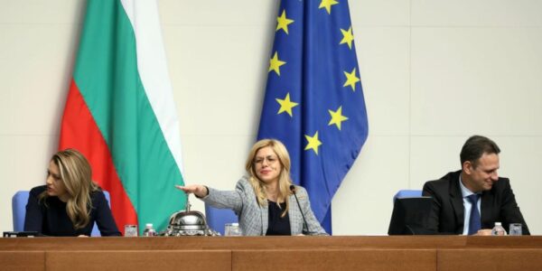 „Постоянен контрол“: Регулаторите глобиха търговците с €3 млн. заради еврото