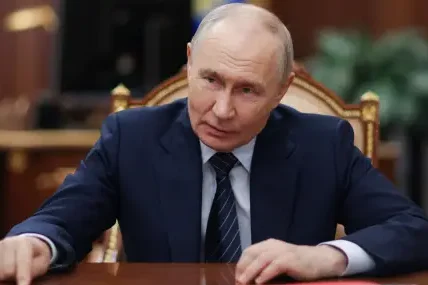 Путин отчаяно се опитва да прикрие бавния темп на напредване на руската армия в Украйна