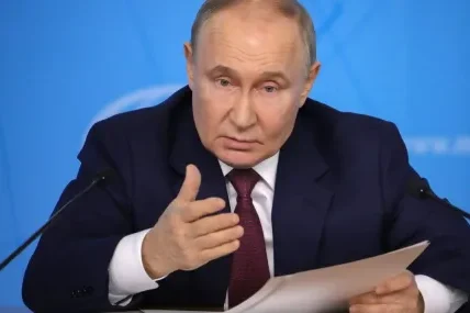 Путин ще се срещне с китайския президент Си Цзинпин, обяви Кремъл