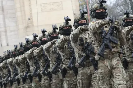 Румънската армия унищожи два дрона близо до офшорен проект за добив на природен газ в Черно море