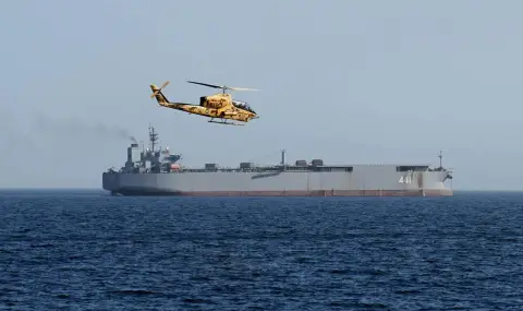 САЩ обявиха, че са поели контрол над Ормузкия проток. Иран отрече
