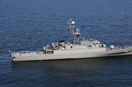 САЩ пренасочиха 55 кораба край Иран
