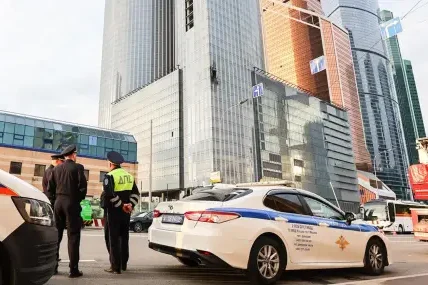 Свалиха 8 дрона на път за Москва, някои паднаха край града