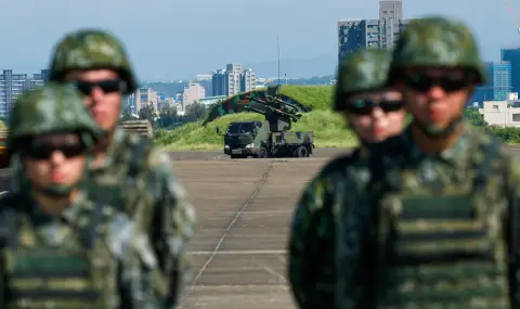 Тайванските сили отработиха блокиране на ключов мост, който би могъл да осигури на китайската армия пряк път към столицата