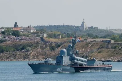 Украйна атакува Севастопол
