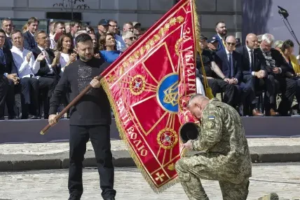 Украйна иска мир, но не на всяка цена: какво каза Зеленски в Деня на независимостта