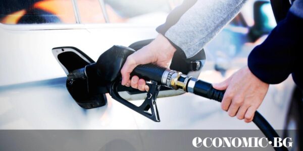 Цените на петрола заличиха трайно загубите от началото на месеца
