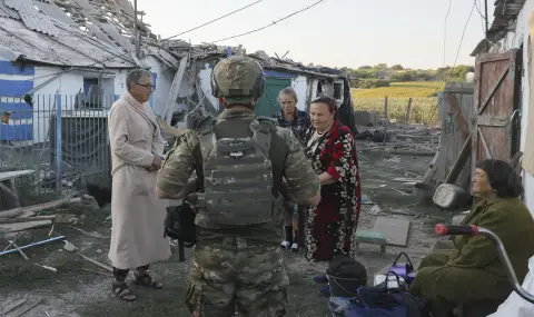 Четирима цивилни изгоряха край Харков, Крим отново на тъмно