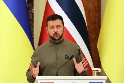 "Абсолютен срам!" Зеленски осъди престрелката между силоваци в Киев