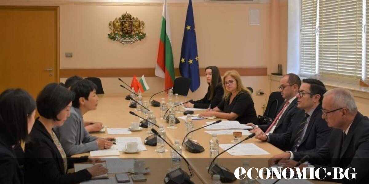 България договаря инвестиционно партньорство с Китай и три китайски компании