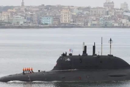 Далеч от украинските дронове! Русия прибра подводниците си от Черно море заради повреди и опасност от атаки