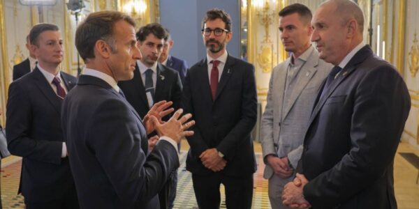 „ЕндуроСат“ подписа космическа сделка с френската Arianespace