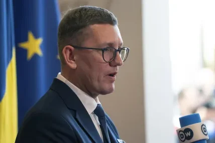 Естония обвини Русия за палежа в компания, доставяща техника за Украйна