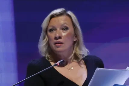 Захарова: Украйна и страните от ЕС „обучават“ младите хора на нацизъм