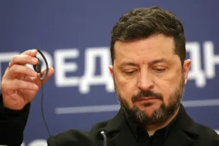 Зеленски пред американски сенатори: Украйна се нуждае от още защита