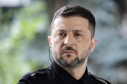 Зеленски пристигна в Канада за тридневно посещение