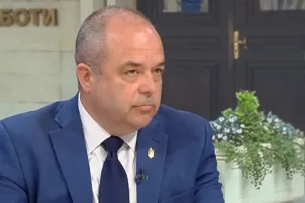 Иван Анчев: Корупционните скандали в Киев са в полза на Москва. Те обаче са вътрешен проблем, а не руски саботаж