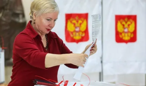 Избори за Думата: 29,75% активност в първия ден