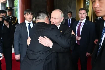 Ким Чен Ун е убеден в победата на Русия в „свещената война“ срещу Украйна