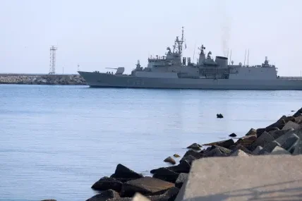 Многонационалното учение „Медуза-15“ започна южно от Крит