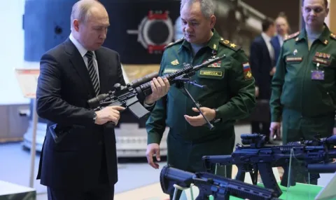 Новите "Калашников"! Руският концерн показва за първи път съкратените автомати АК-15К и АК-19К