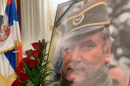 Погребаха Ратко Младич в Белград с военни почести ВИДЕО