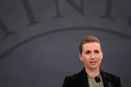 Премиерът на Дания: Надявам се на мирно решение със САЩ за Арктика и Гренландия