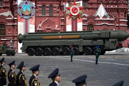 Русия е издала ядрено предупреждение към НАТО
