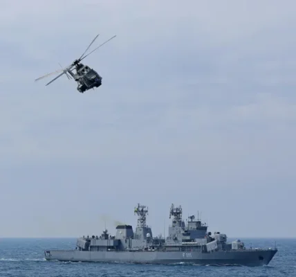 САЩ проучват възможност за закупуване на фрегати от Япония, Южна Корея и Турция