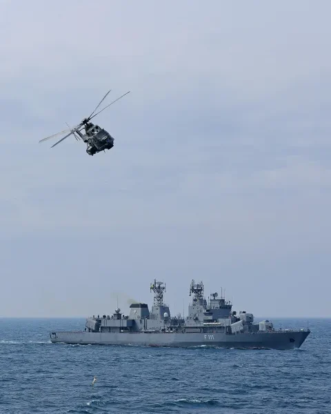 САЩ проучват възможност за закупуване на фрегати от Япония, Южна Корея и Турция
