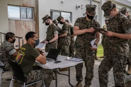 САЩ разследват смърт на военни след ваксинация