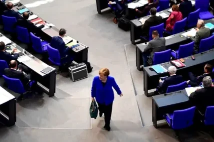 Скъпи горива! Бундестагът одобри нова отстъпка от 17 евроцента за литър бензин и дизел