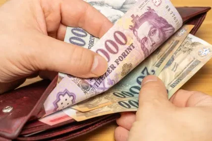 Унгария увеличава над четири пъти минималната пенсия от 2027 г.
