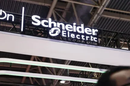 Френската компания Schneider Electric съобщи, че е постигнала споразумение за придобиване на българската Shelly Group за 1,2 млрд. евро