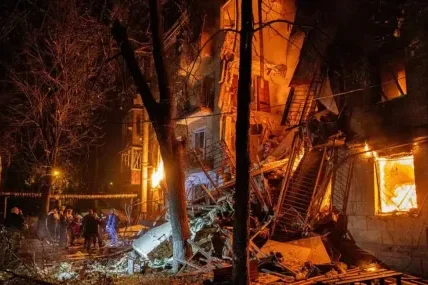 Балистична ракета удари Харков, има двама ранени