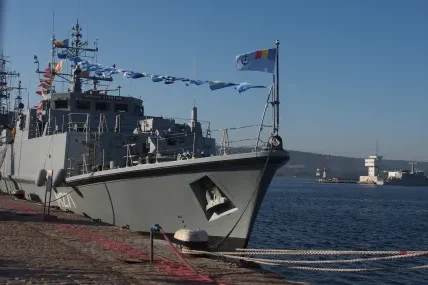 В Турция: Нужна е обща система за морска сигурност, вековният търговски ред в Черно море е застрашен