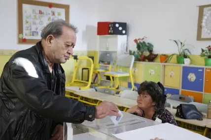 В Украйна коментират: България гласува за президент с рекорден брой кандидати